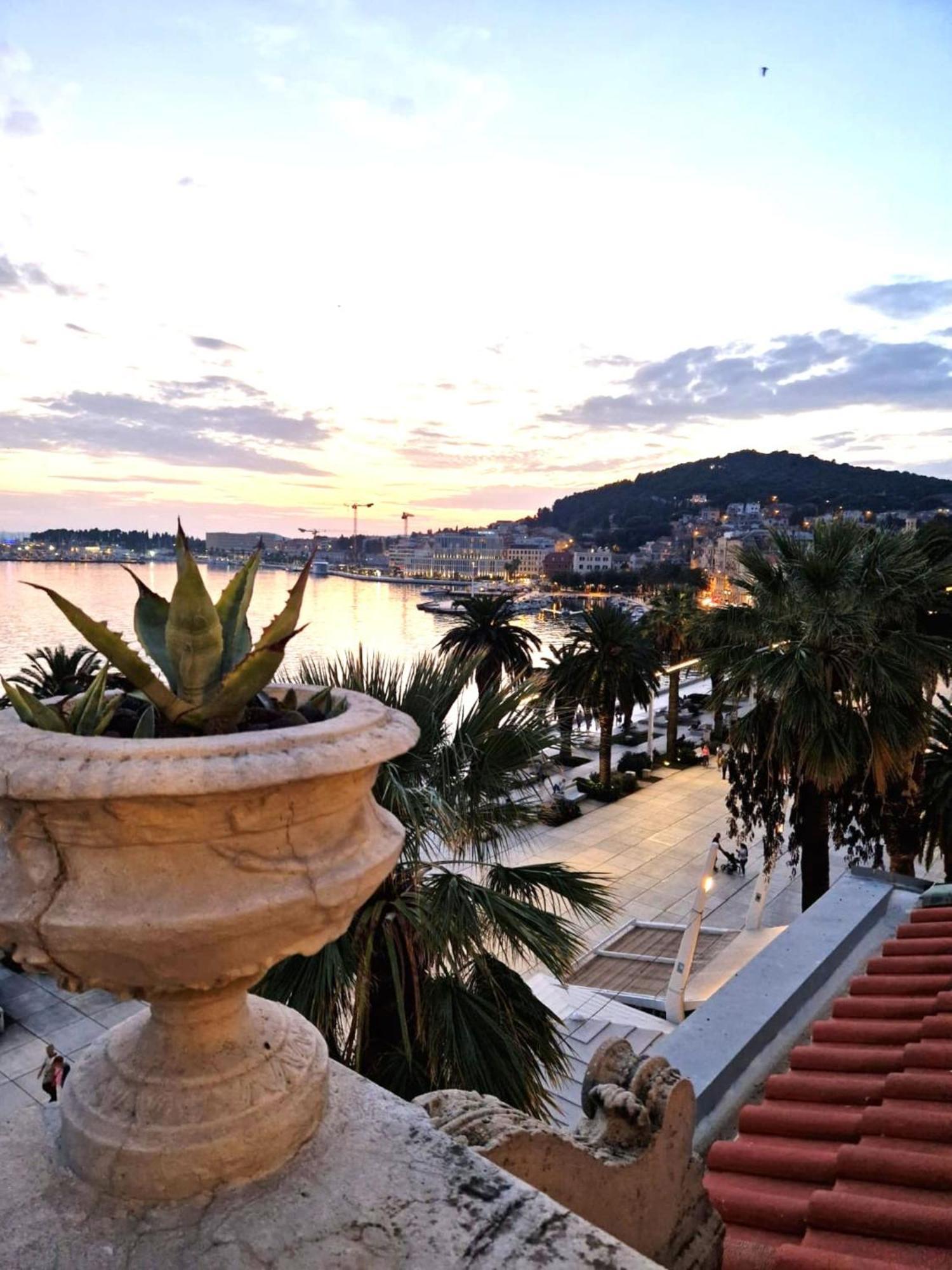Riva Luxury Suites Split Exterior foto