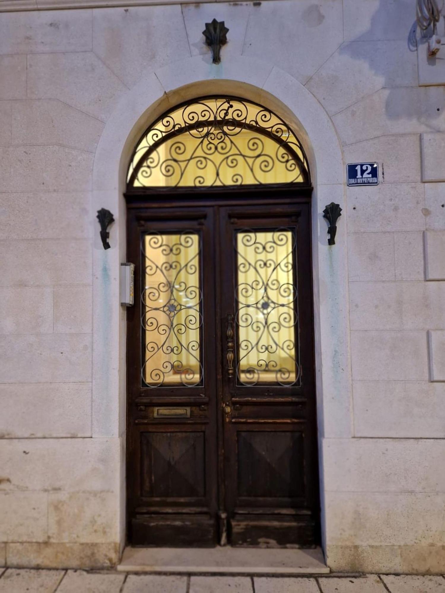 Riva Luxury Suites Split Exterior foto