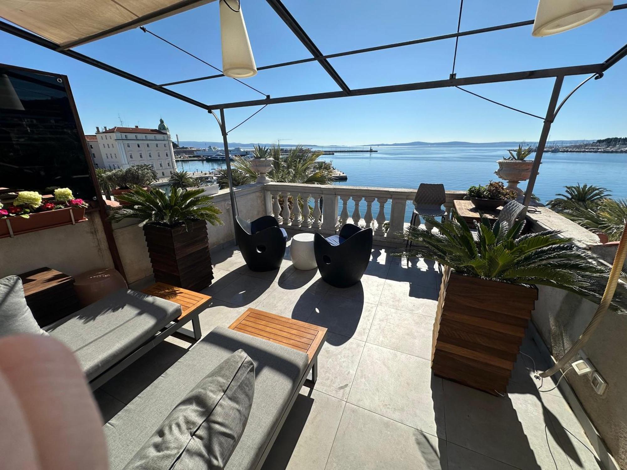 Riva Luxury Suites Split Exterior foto