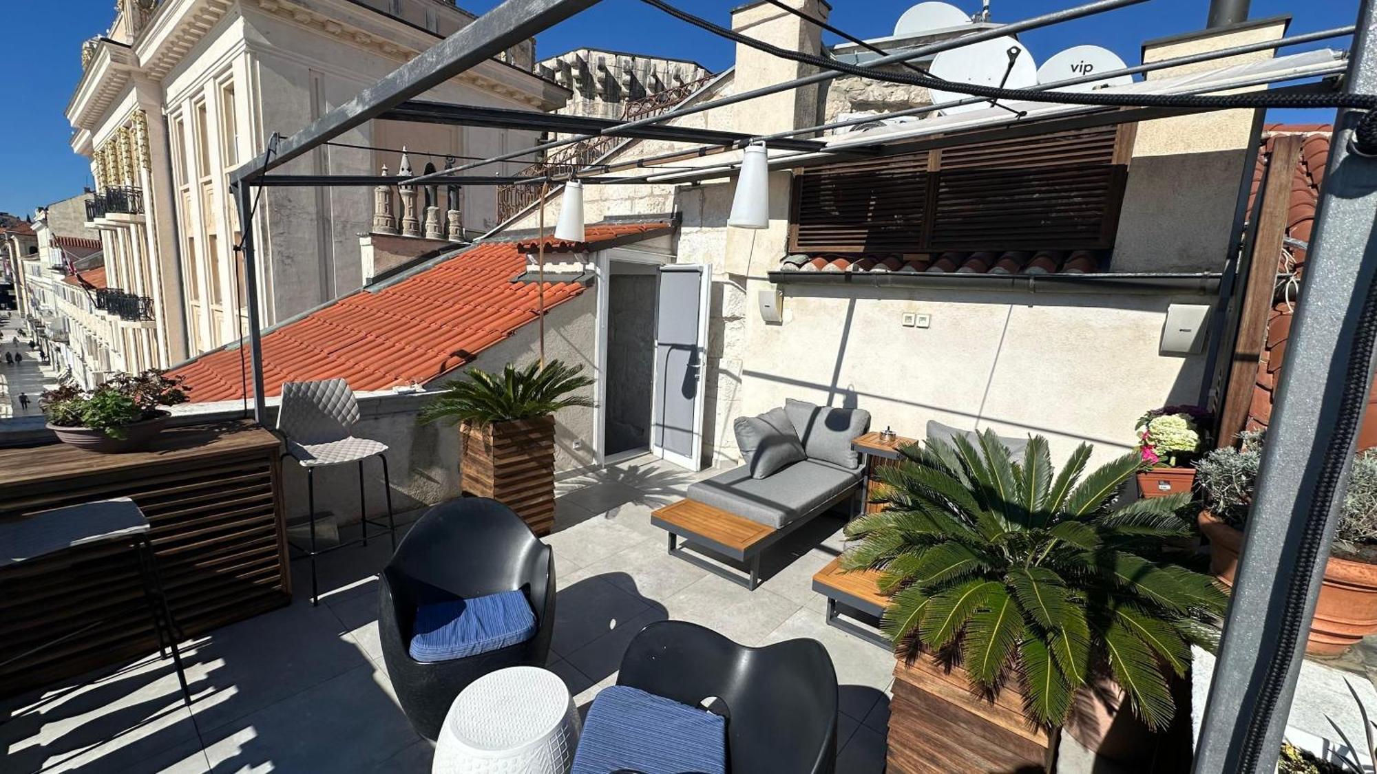 Riva Luxury Suites Split Exterior foto
