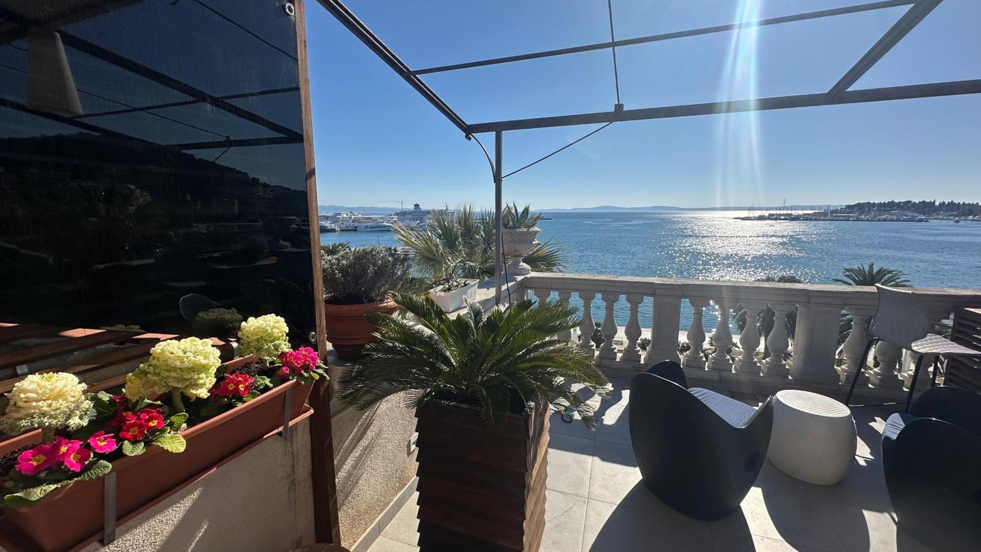 Riva Luxury Suites Split Exterior foto